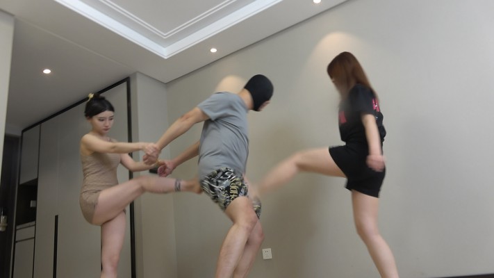 123412z9aam38z2968qp8m.jpg
