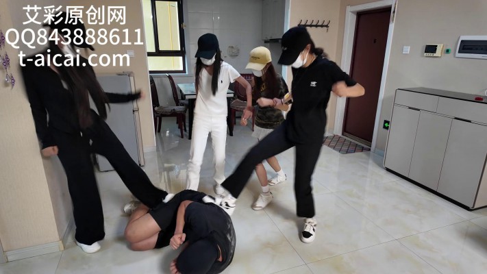 181928m3cnd76hw20j8j83.jpg