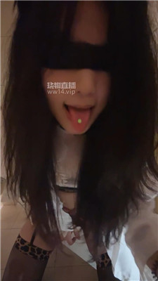 004742fgegant3nnagodtr.jpg