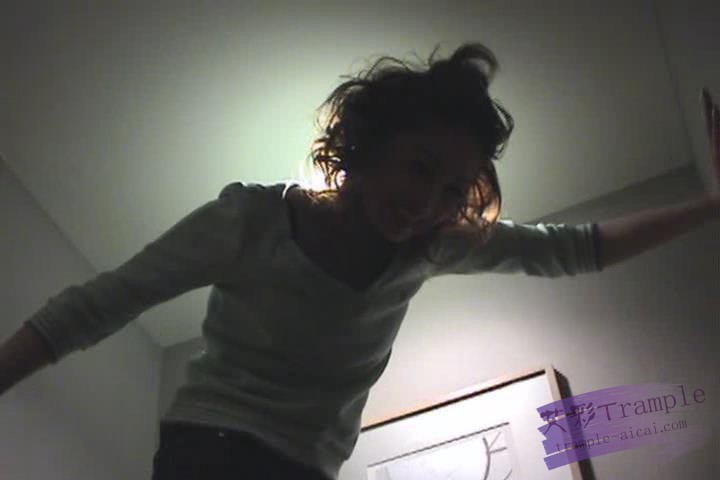 104408d0d1imkii37vv5da.jpg