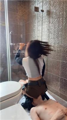 223804f76nnwtn9nr699r9.jpg