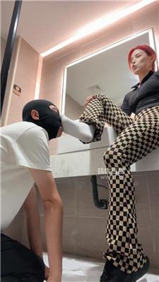 233554m1qd2h7y3i7ihwzp.jpg