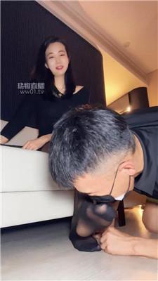 130937kimihfni414f81hh.jpg