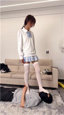 031451dy0ini871pes5y8h.jpg