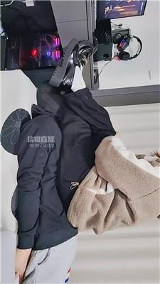 222207djp9gsxg8gz93xxp.jpg