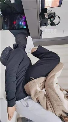 222208cr4zjrkoygoingon.jpg