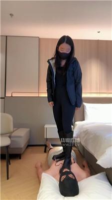 204535pwwa93hch3w6s779.jpg