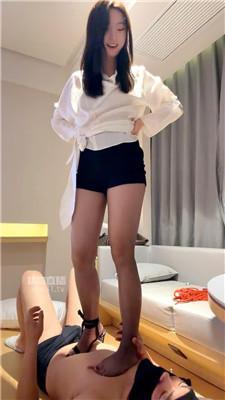 221508p1b7iz7u1b86ue76.jpg