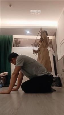 230458sv25yvsmnmbhdrrd.jpg