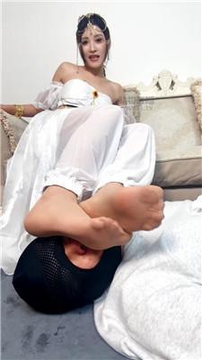 115144v4opplgl6g4llr1l.jpg